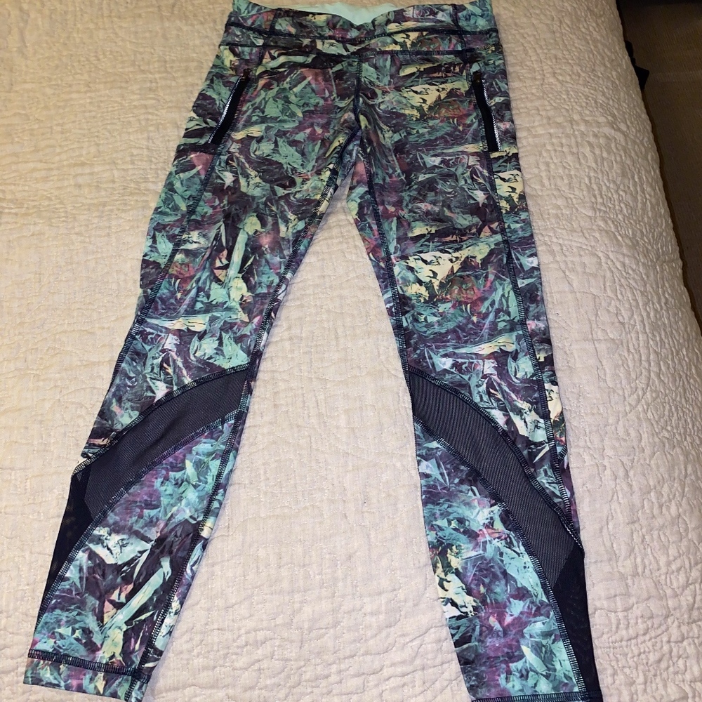 Lululemon Cropped Pants